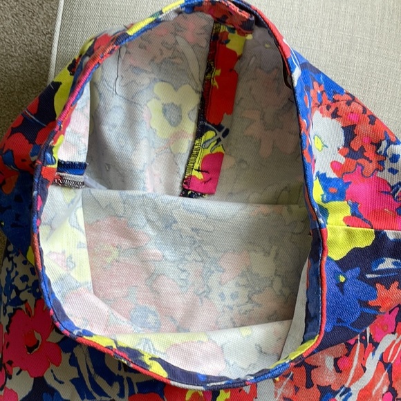 Loft Floral Print Pencil Skirt. Size 10 - Picture 7 of 8